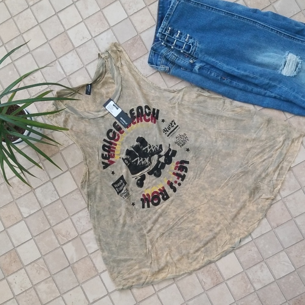 Michelle racerback distressed tank